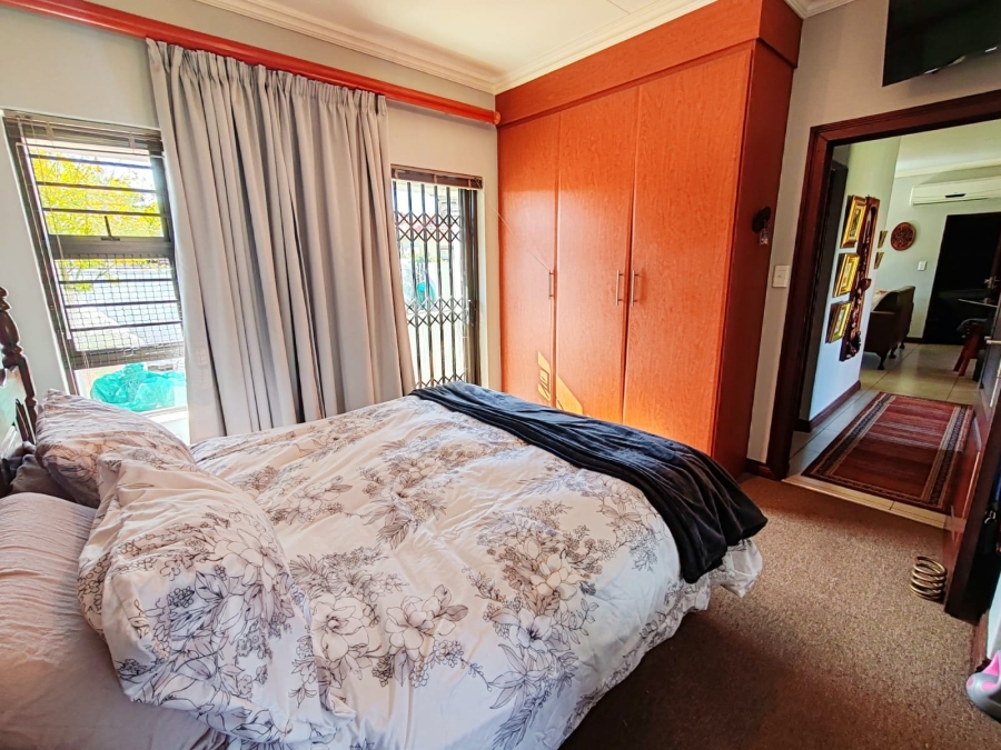 2 Bedroom Property for Sale in Waterberry Estate North West